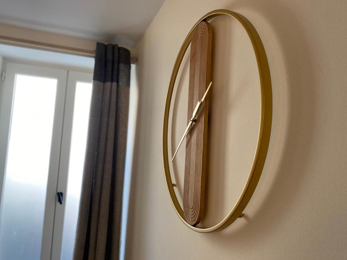 Exceptionnel ! Superbe Appartement Refait A Neuf En Rez-De-Chaussee Avec Parking Prive กัสทร์ ภายนอก รูปภาพ