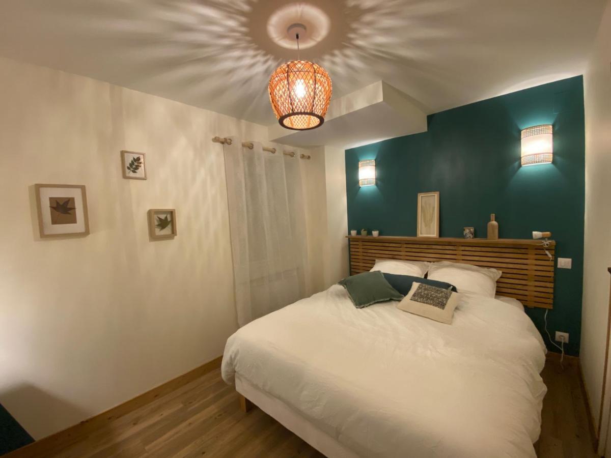 Exceptionnel ! Superbe Appartement Refait A Neuf En Rez-De-Chaussee Avec Parking Prive กัสทร์ ภายนอก รูปภาพ