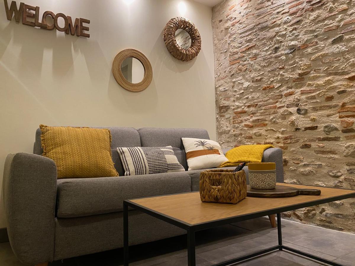 Exceptionnel ! Superbe Appartement Refait A Neuf En Rez-De-Chaussee Avec Parking Prive กัสทร์ ภายนอก รูปภาพ